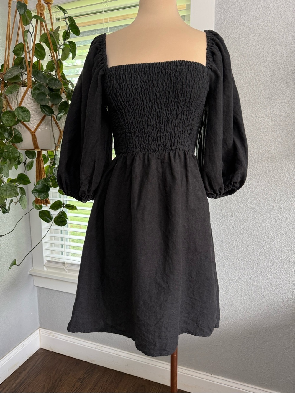 Tuckernuck Annie Smocked Puff Sleeve Linen Mini Dress Size XS